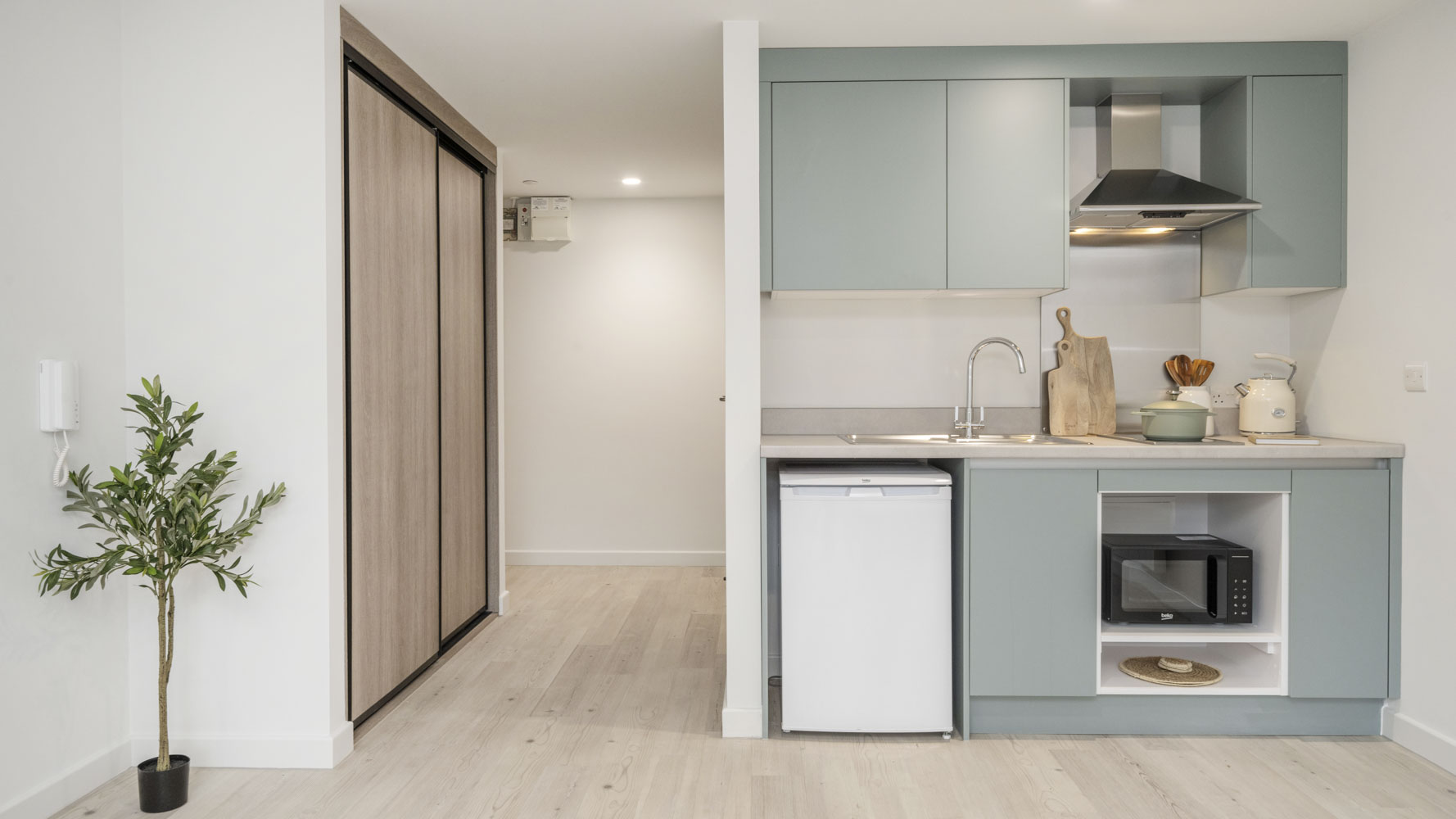 Premium Plus Studio - The Paragon - Gallery - 4