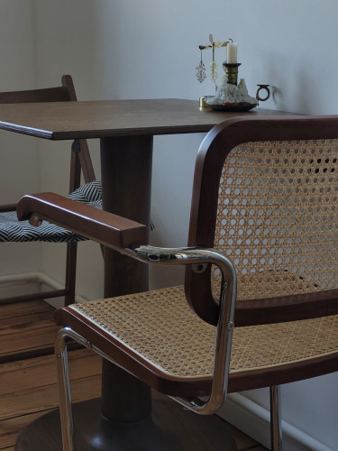 Renovated Altbau apartment between Kreuzberg and Neukölln