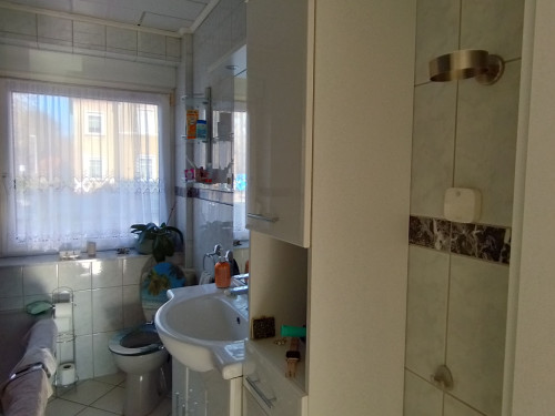 Quiet, fully furnished apartment – ideal for short stays