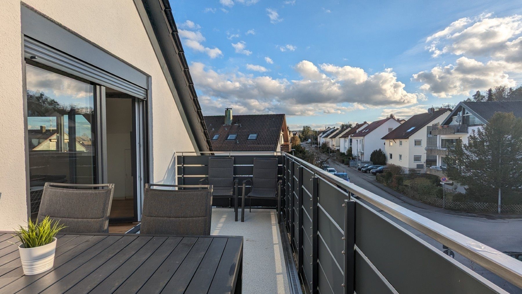 Modern Living With A View: Bright 3-Room Apartment With Flexible Layout In Leinfelden - Modern Living with a View: Bright 3-Room Apartment with Flexible Layout in Leinfelden - Gallery - 16