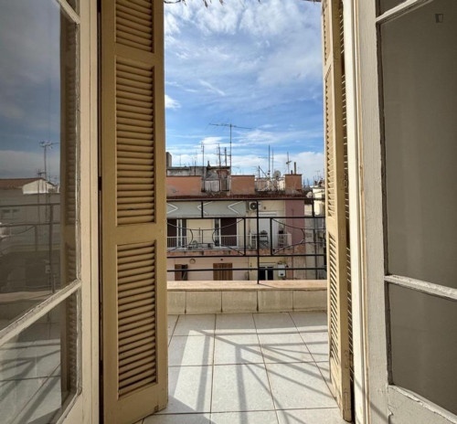Prime location flat with sea view balcony close to Aristotle University - Gallery - 18