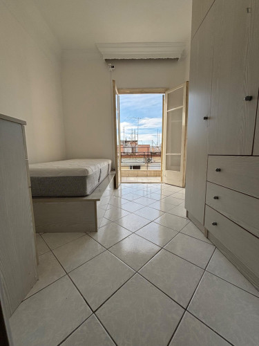 Prime location flat with sea view balcony close to Aristotle University - Gallery - 14