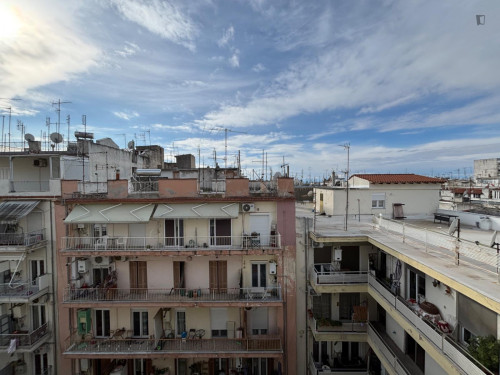 Prime location flat with sea view balcony close to Aristotle University