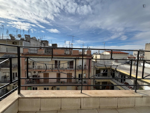 Prime location flat with sea view balcony close to Aristotle University - Gallery - 6