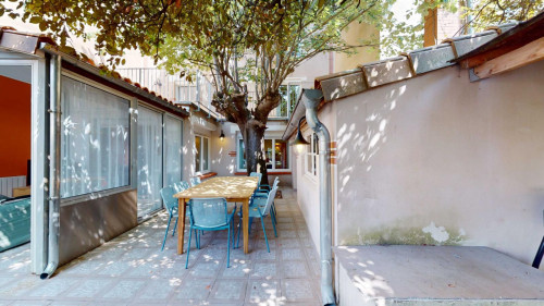 Double ensuite bedroom in Minimes