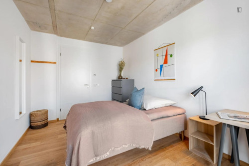 Bright single bedroom near the Technische Universität München (TUM)