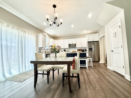 Rest Easy | 1 Private Bedroom  - Gallery - 6