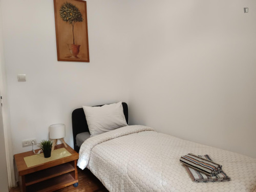 Comfy single bedroom in Pangrati - Gallery - 3