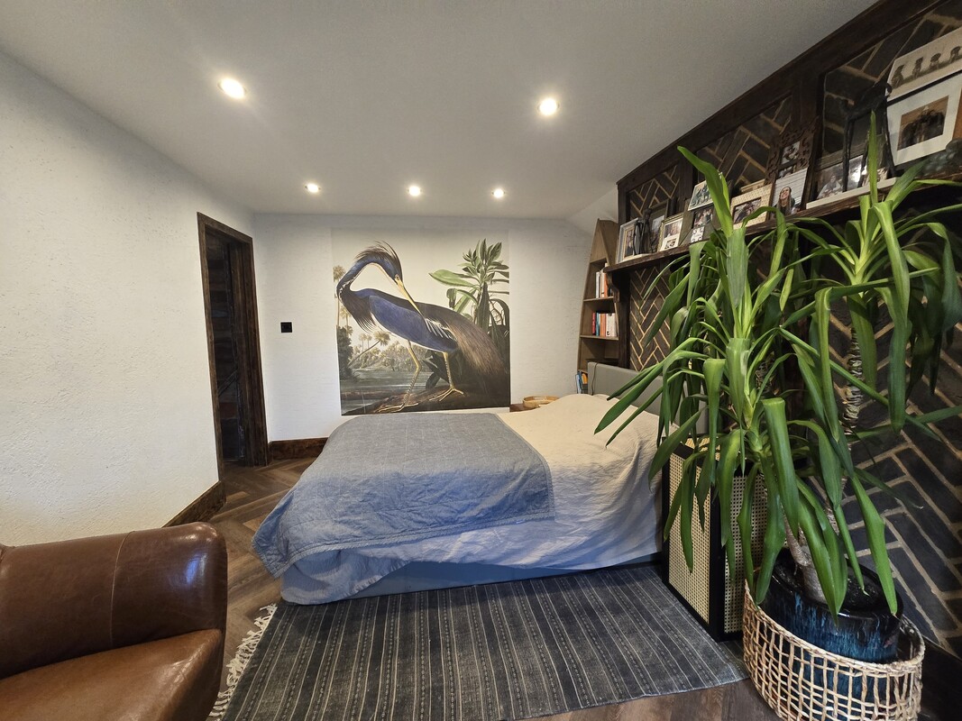 Stunning Room (Full Room) - 1