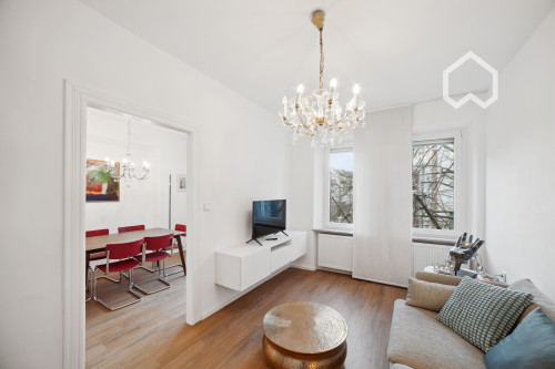 Amazing & pretty apartment conveniently located