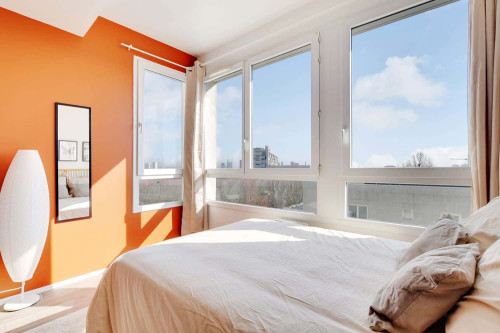 Move into this 12 m² coliving room for rent near Paris