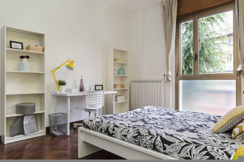 Stanza in Viale Giovanni Vicini