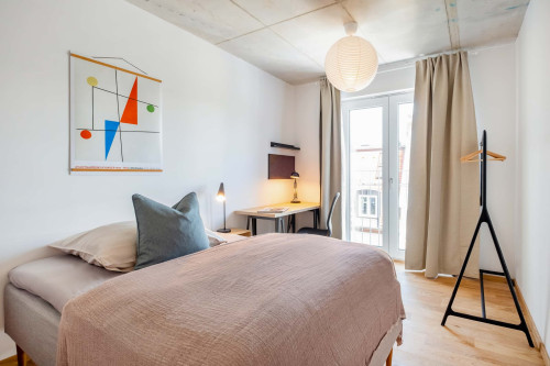 Toy Factory 10 Room 1 Standard+