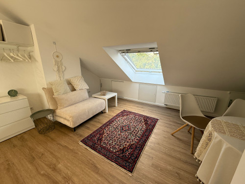 Bright flat (Brühl)