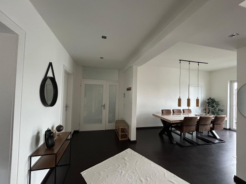 Modern Executive Loft with Fireplace & Balcony in Bad Salzuflen - Gallery - 26