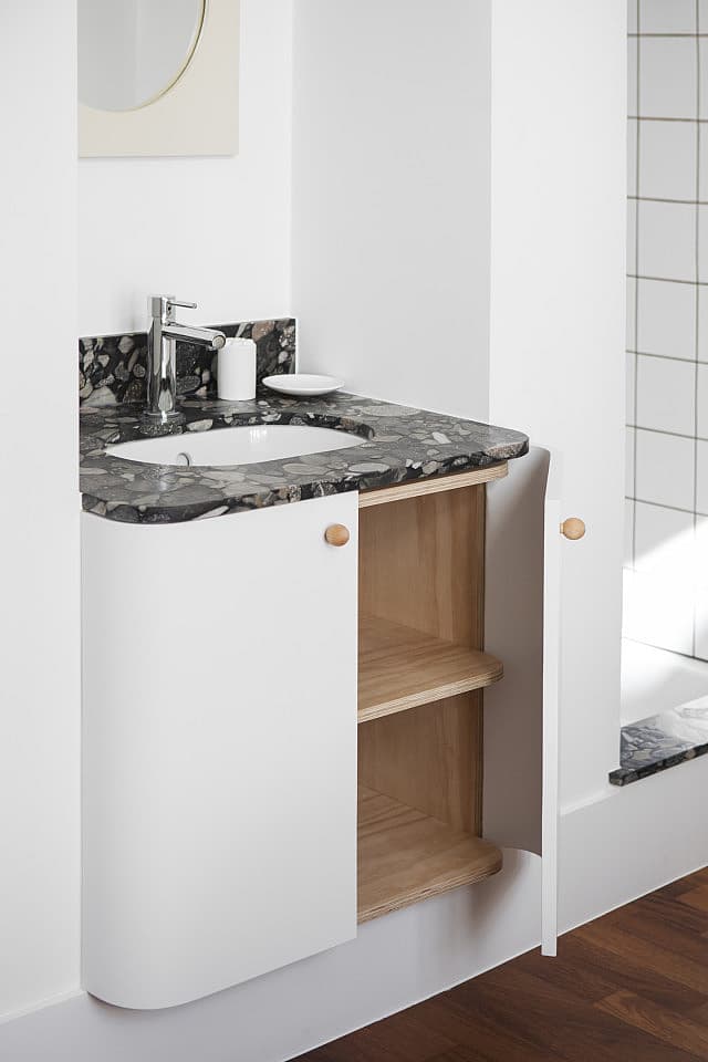 Room With Private Bathroom (shower, Sink) And Shared Toilet - 20