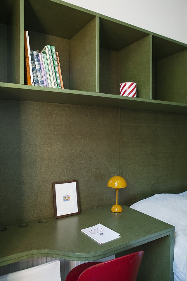 Room With Private Bathroom (shower, Sink) And Shared Toilet - 30