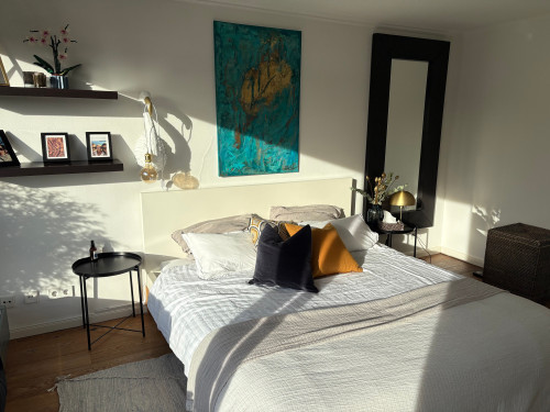 Fashionable, spacious apartment in Stuttgart