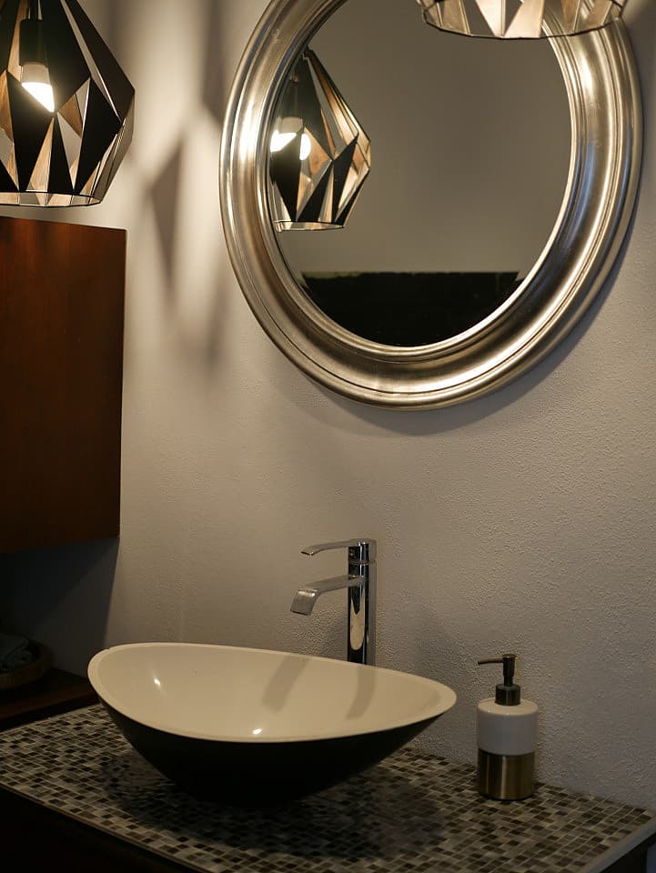 Comfort Room - 4