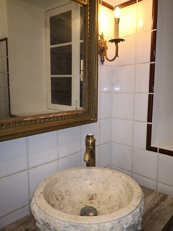 Bed In A 3-Bed Females Only Room - Modern Coliving House in Historic La Orotava for Remote Workers and Digital Nomads Residence - Gallery - 3