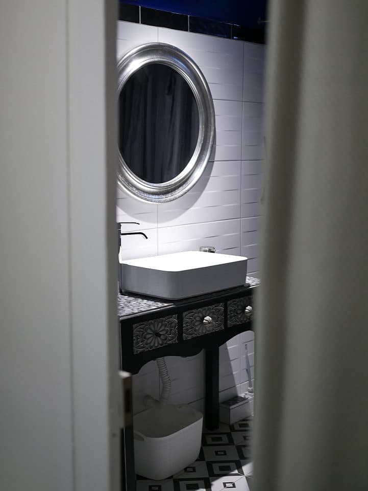 Standard Room - Modern Coliving House in Historic La Orotava for Remote Workers and Digital Nomads Residence - Gallery - 3