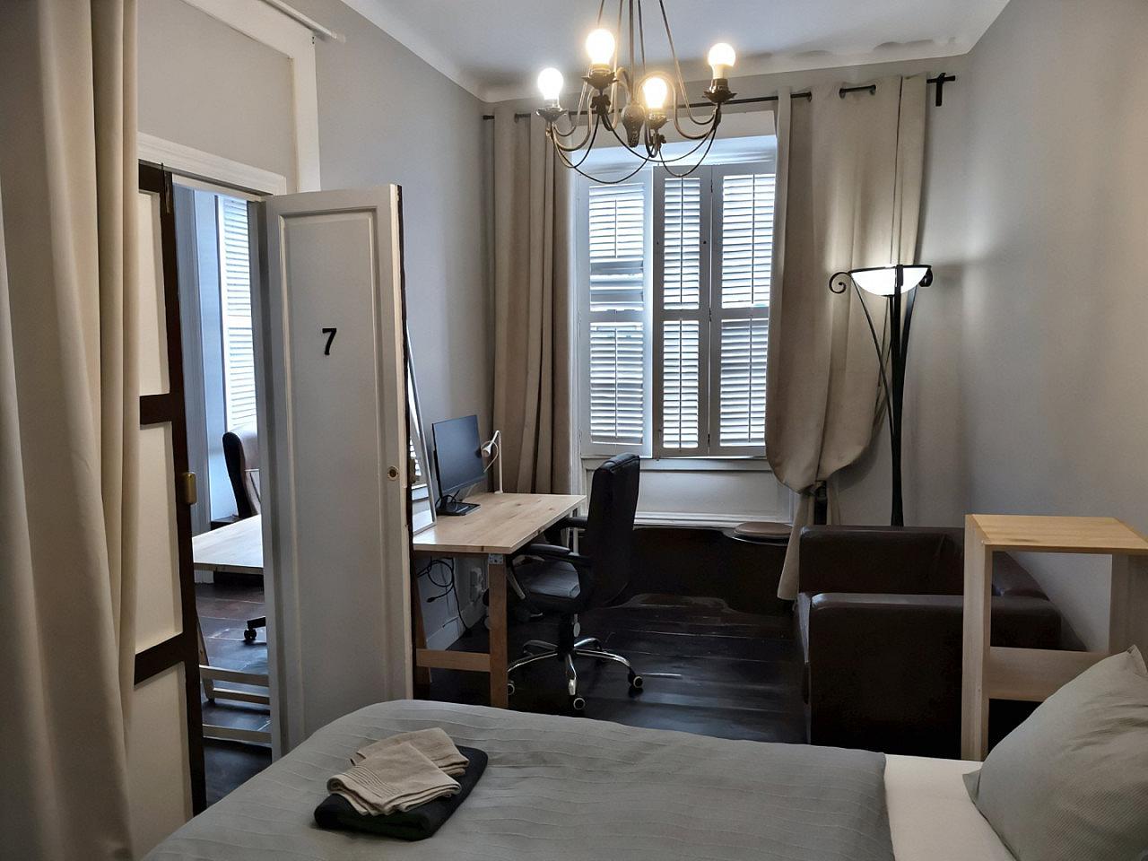 Standard Room - Modern Coliving House in Historic La Orotava for Remote Workers and Digital Nomads Residence - Gallery - 27