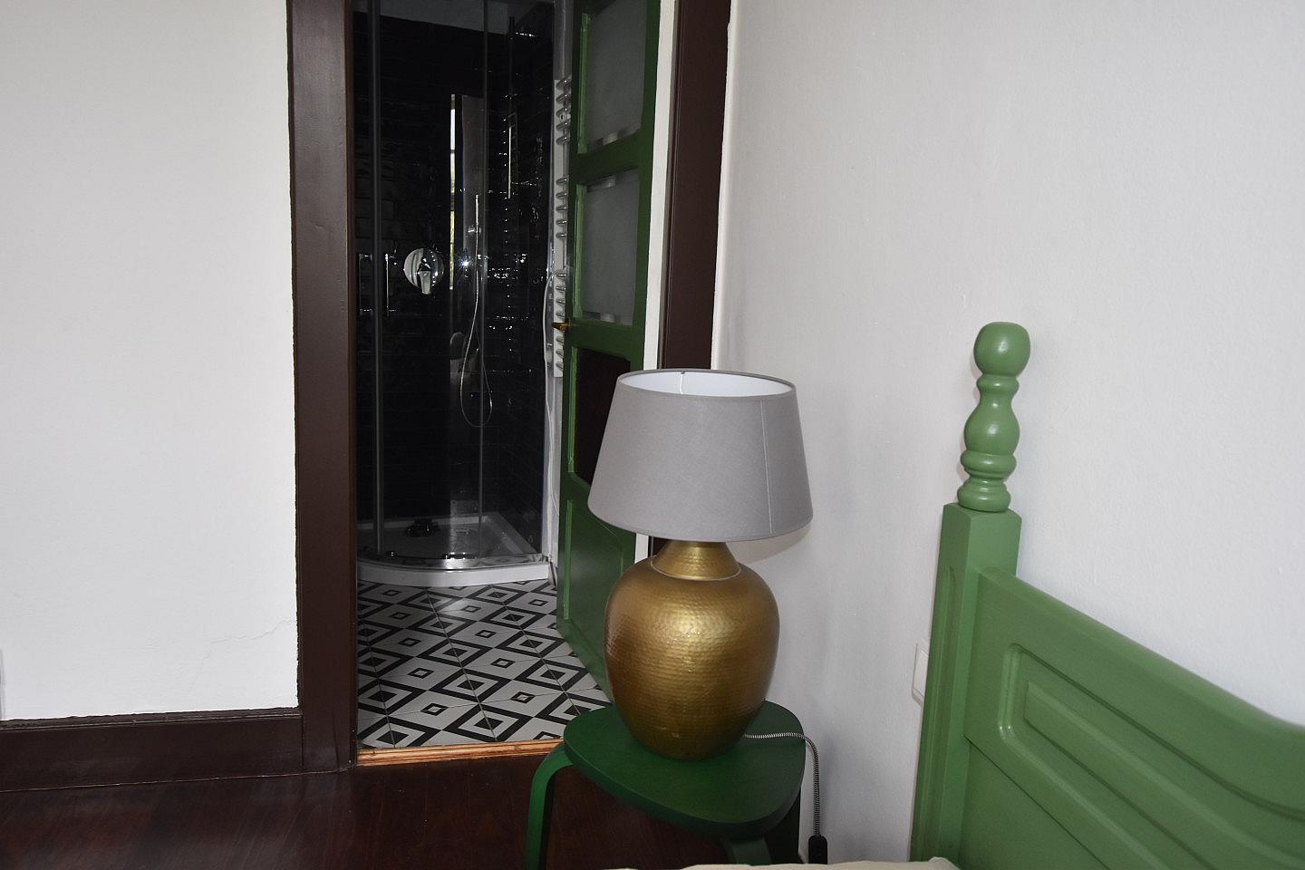 Comfort Room - Modern Coliving House in Historic La Orotava for Remote Workers and Digital Nomads Residence - Gallery - 4