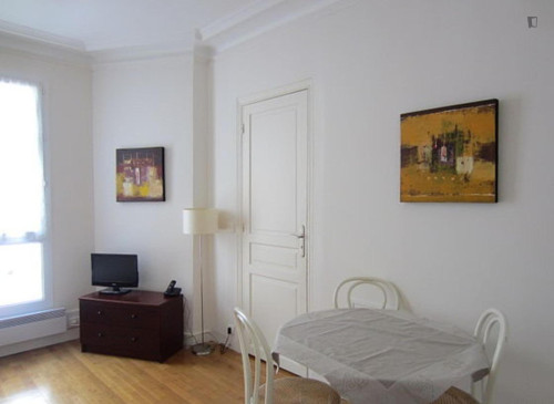 Cozy 1 Bedroom Apartment close to  La Tour-Maubourg Metro