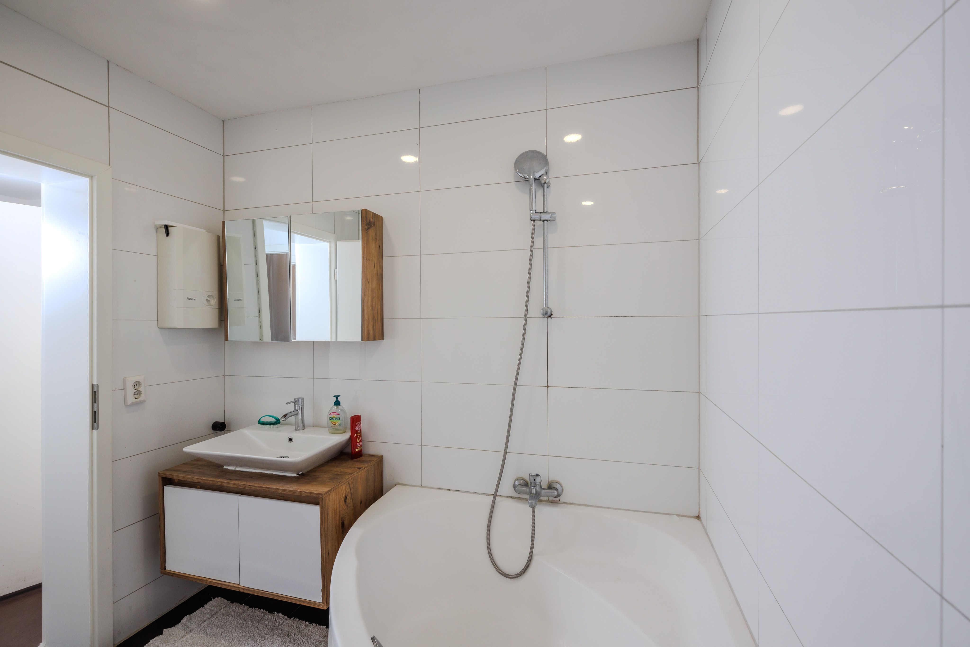  Comfortable 2-Room Holiday Apartment With A Separate Entrance And High-Speed Wi-Fi.  -  Comfortable 2-room holiday apartment with a separate entrance and high-speed Wi-Fi.  - Gallery -  11