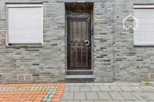 Pretty apartment close to main station