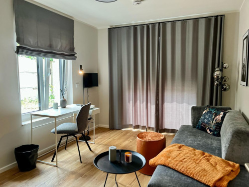 Luxurious New-Build Apartment by the Park of Schloss Sanssouci