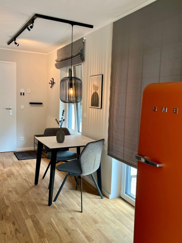 Luxurious New-Build Apartment by the Park of Schloss Sanssouci