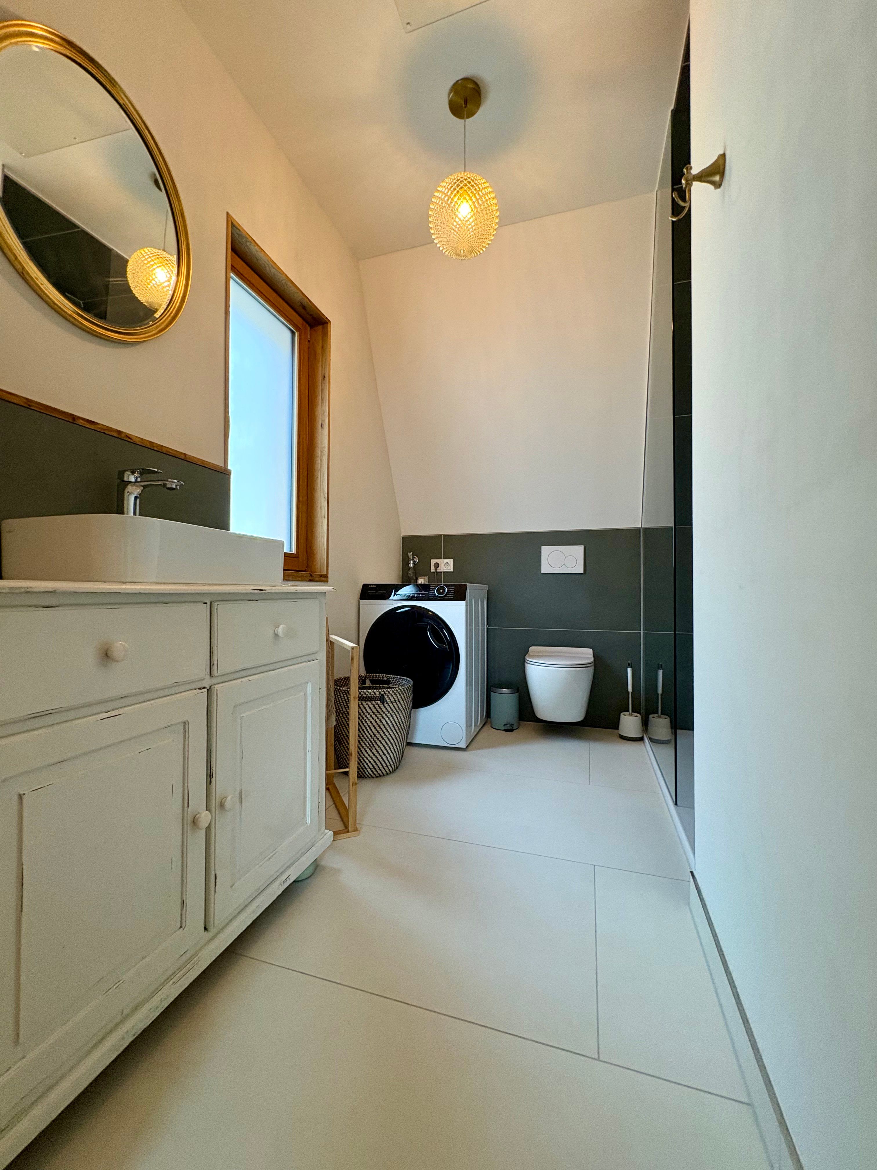Schönes, Neu Saniertes 2-Zimmer-Appartment - 2