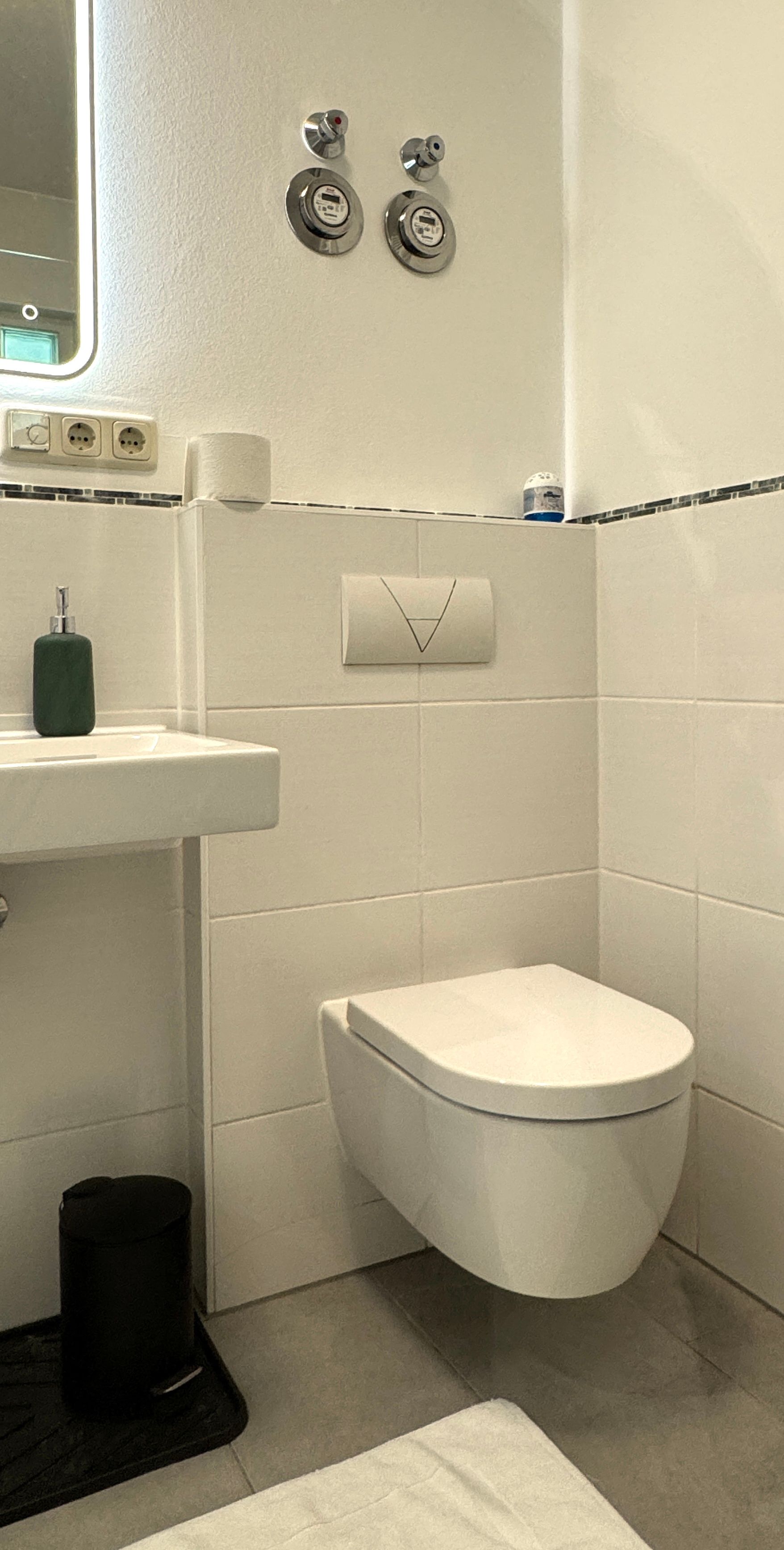 New And Bright Suite - 1