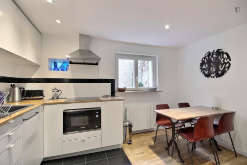 Delightful 1-bedroom apartment near the Pasteur metro 