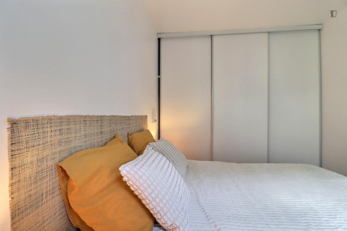 Grand 1-bedroom apartment in Levallois-Perret