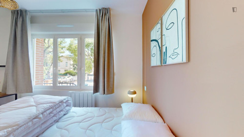 Very neat double ensuite bedroom in Minimes