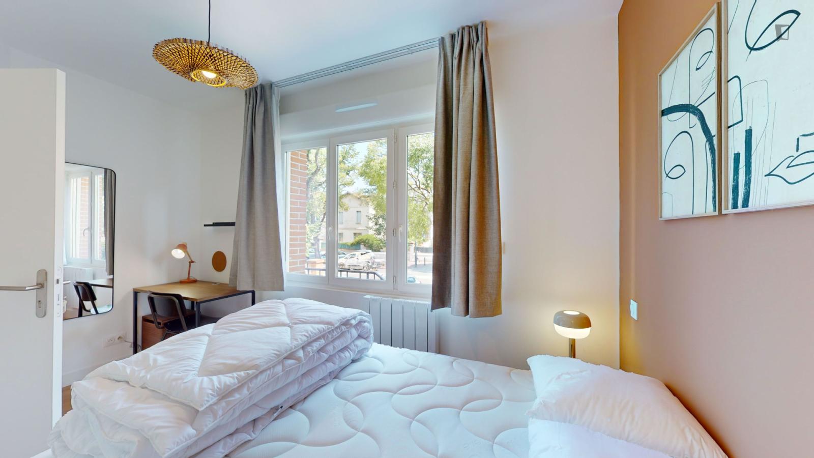  Very Neat Double Ensuite Bedroom In Minimes  -  Very neat double ensuite bedroom in Minimes  - Gallery -  1