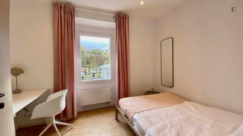 Nice double bedroom in Vallendar