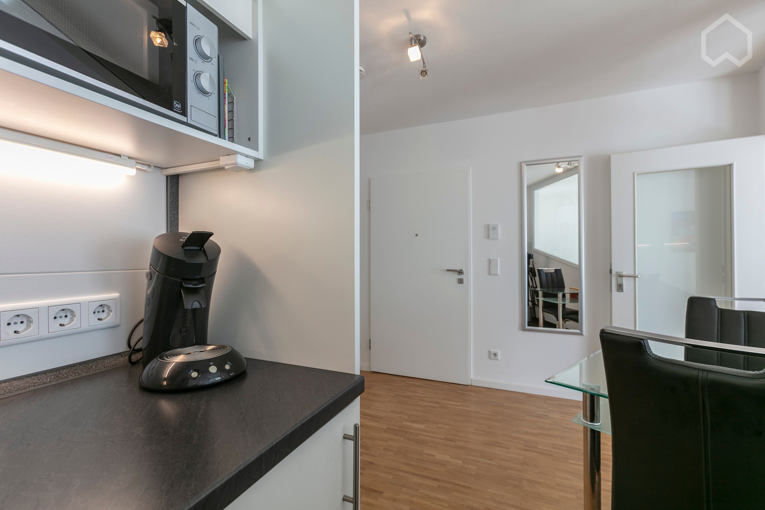 Charming & Stylish 2 Room Apartment - Superior Equipment (Munich) - 5