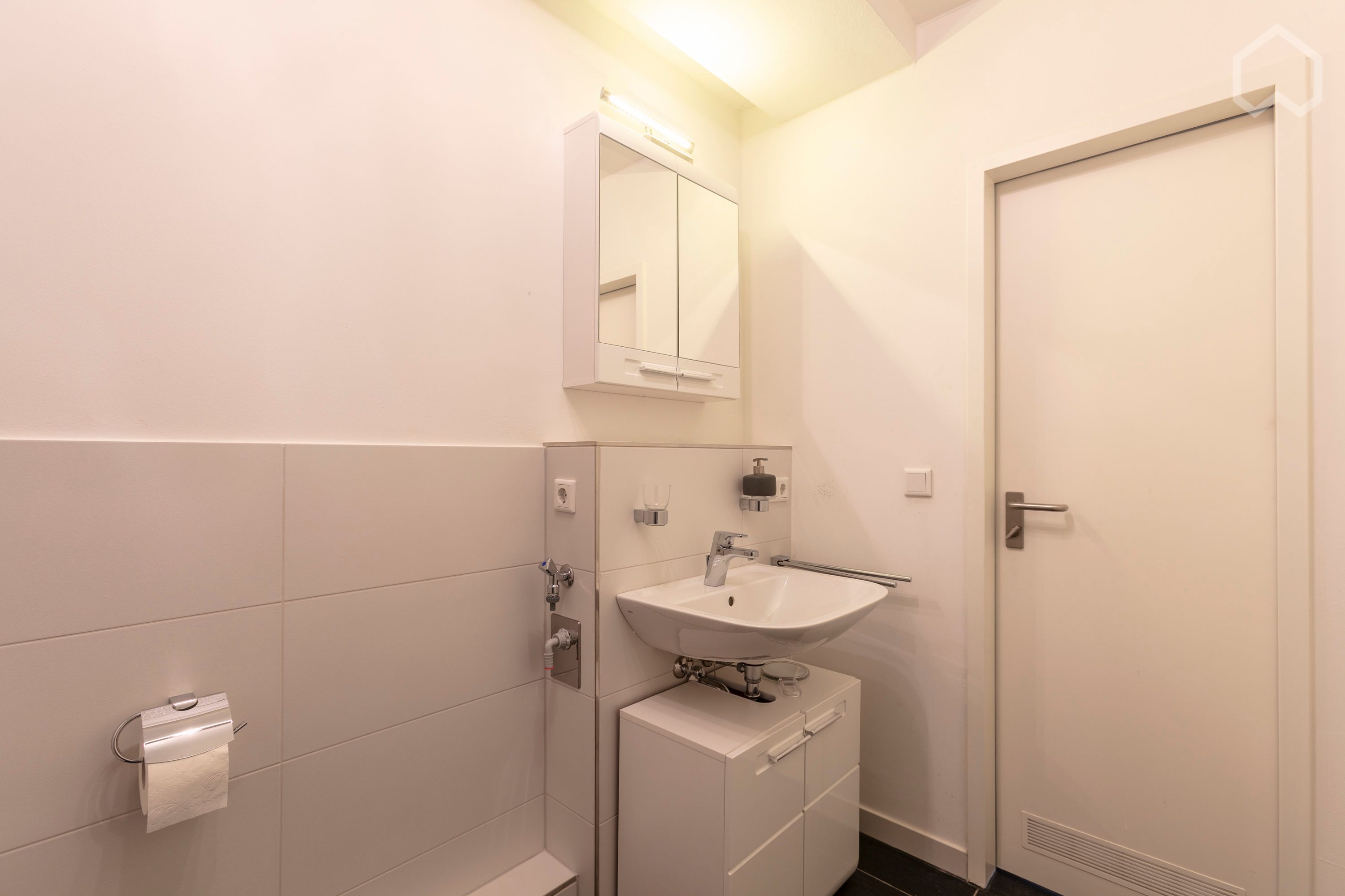 Charming & Stylish 2 Room Apartment - Superior Equipment (Munich) - 2