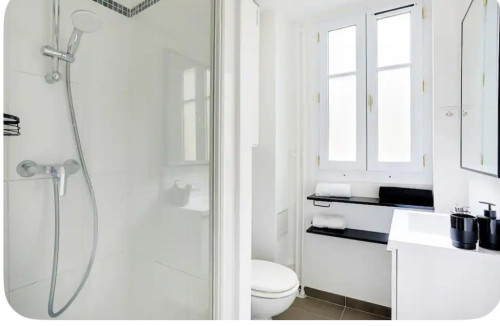 Lumineux deux pièces Batignolles