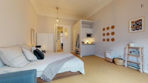 Cosy studio near Rosenthaler Platz metro station