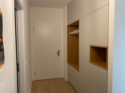 Bright, newly built, fully equipped, luxury apartment with its own small garden