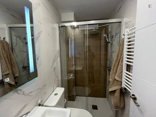 Welcoming double bedroom in the San José district  - Gallery -  5