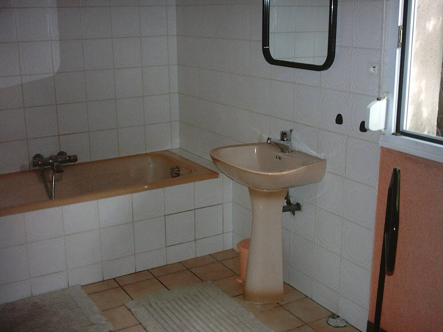 Room 1 - 4