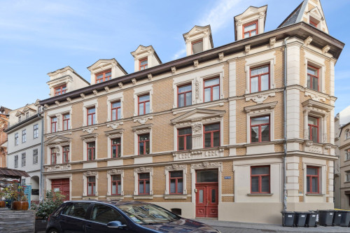 Modern design apartment with fully equipped kitchen & workspace in central location - Gallery - 2