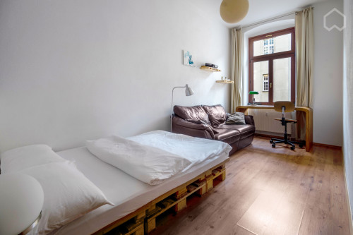 Charming apartment with balcony in Dresden's trendy hip district - Gallery - 18