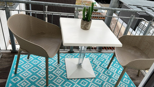 New 1st Floor Flat, DUS City 2BR, 2 Bath, Balcony