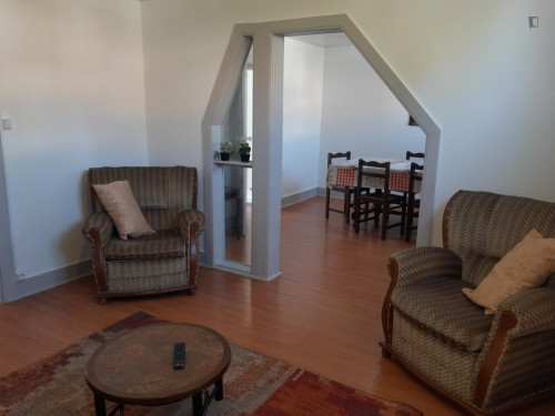 Comfy double bedroom in Baixa de Santa Clara